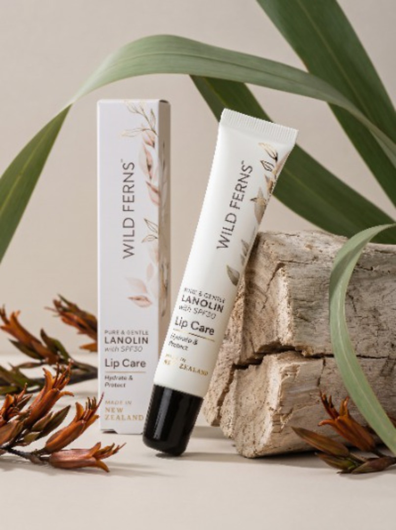 Wild Ferns Lanolin Lip Care SPF 30 15ml image 0